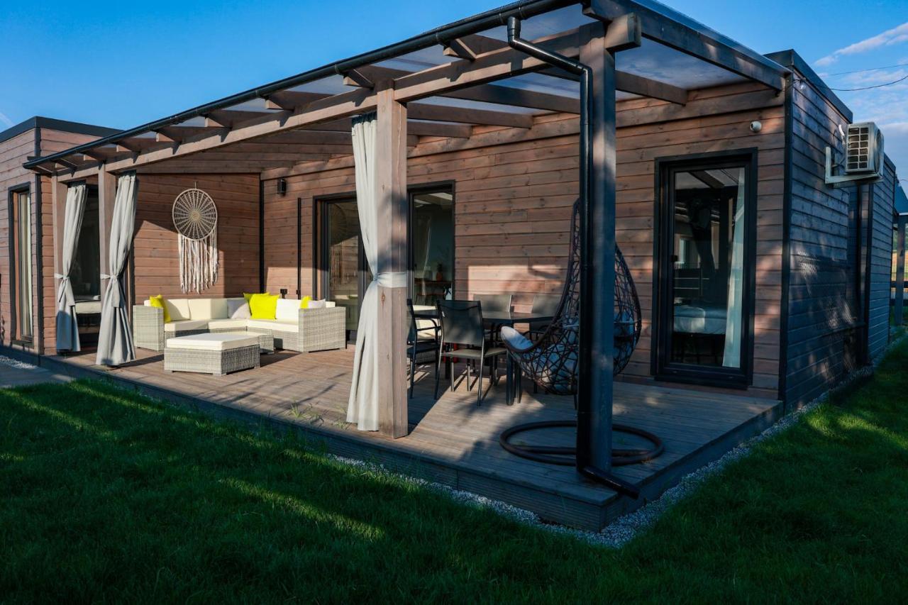 Jej I Jego - Eleganckie Domki Z Balia Na Wylacznosc Niewiesze Exterior foto