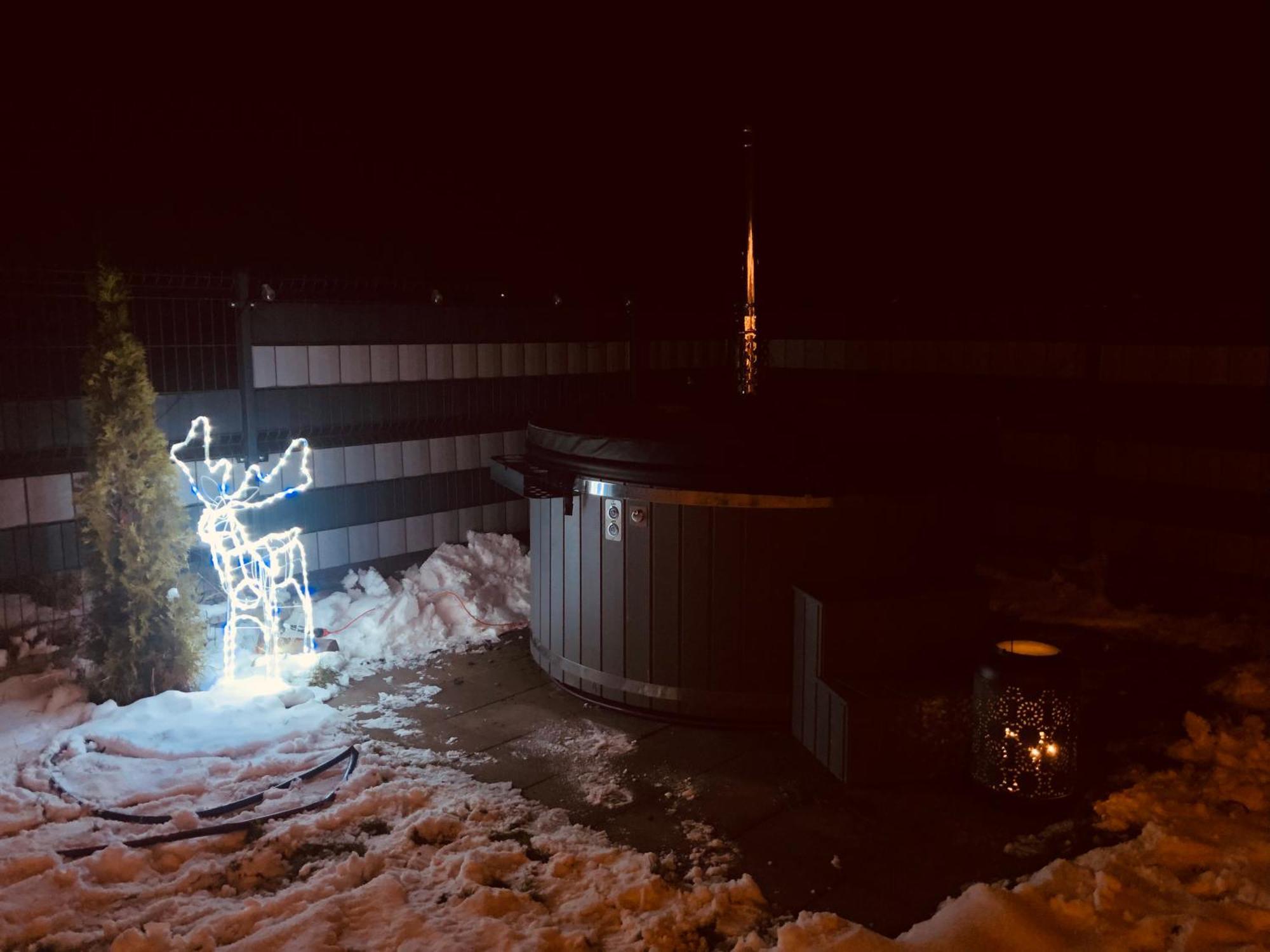 Jej I Jego - Eleganckie Domki Z Balia Na Wylacznosc Niewiesze Exterior foto